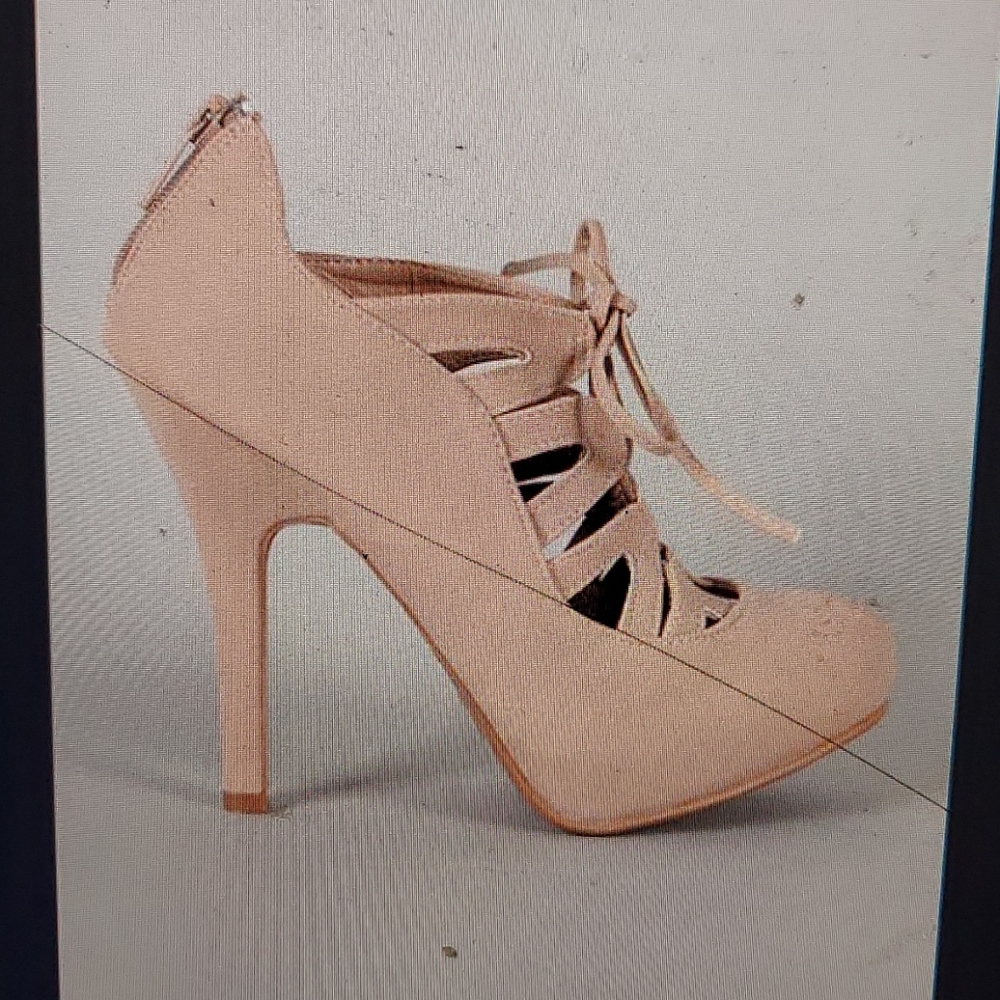 Bamboo Lace up platform pumps